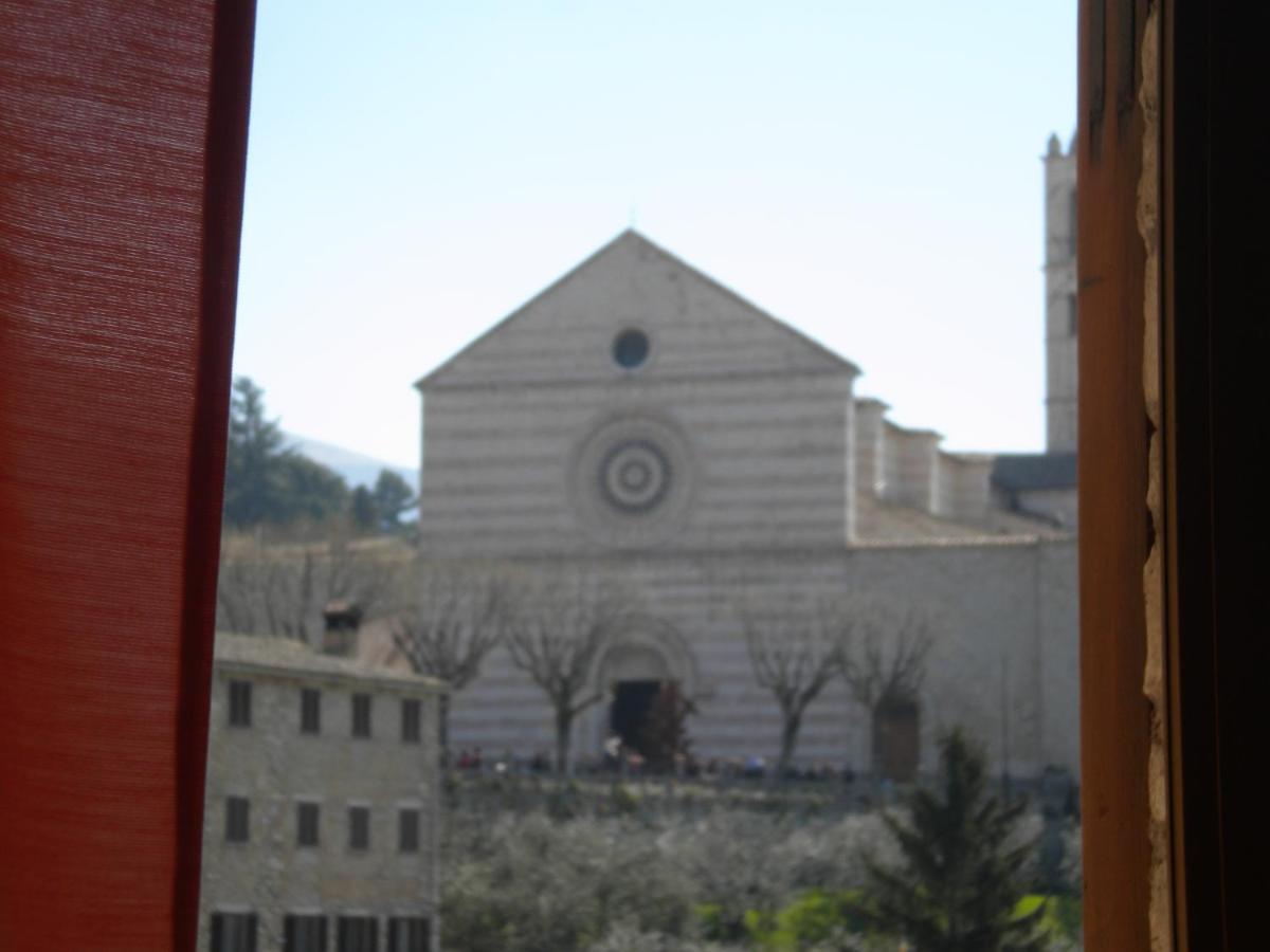 Camere Santa Chiara Assisi Exteriér fotografie
