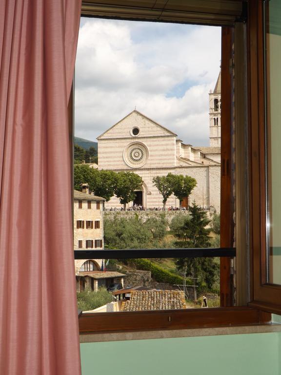 Camere Santa Chiara Assisi Pokoj fotografie